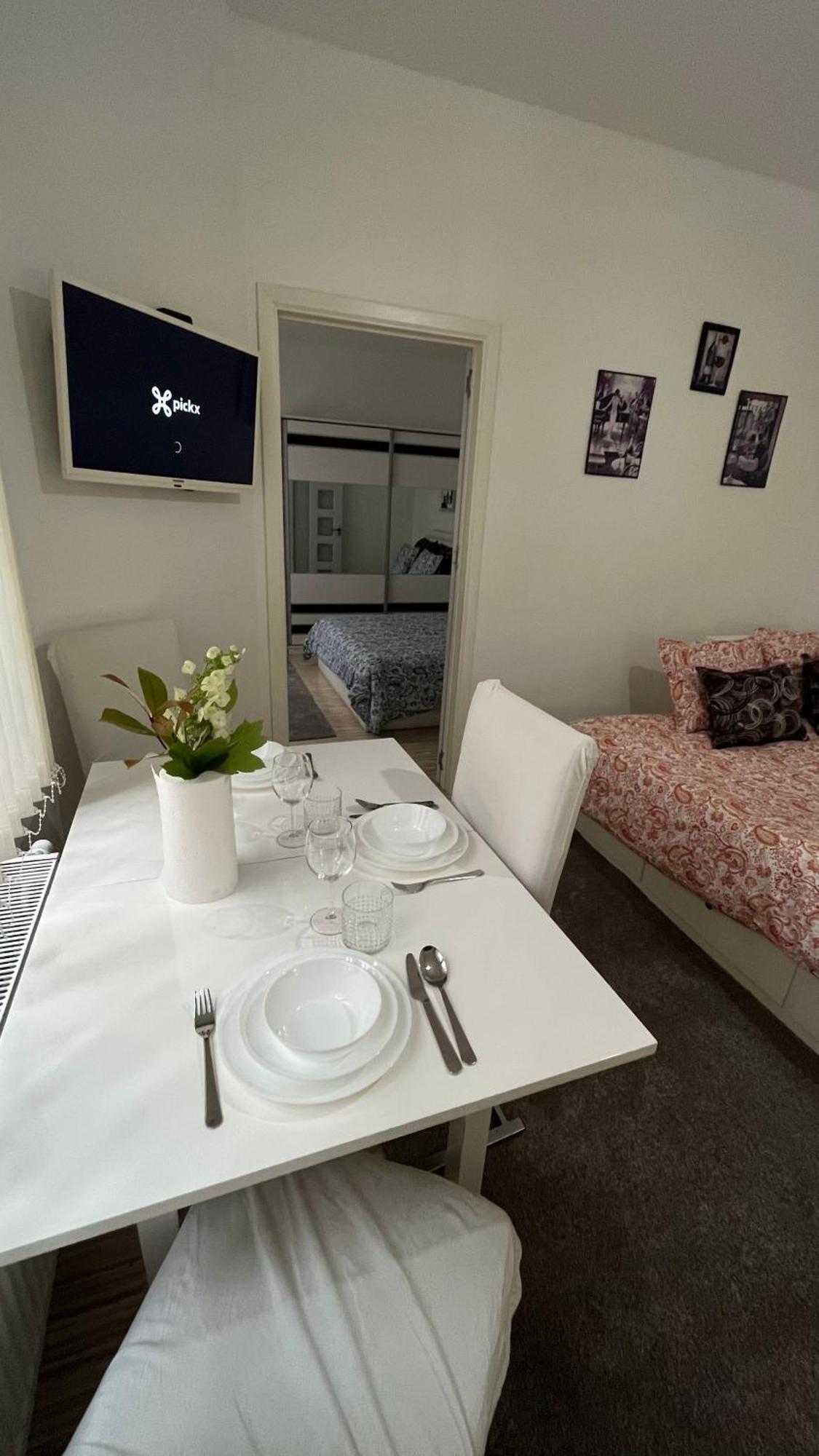 Two Bedroom Flat - Hyper Center บรัสเซลส์ ภายนอก รูปภาพ
